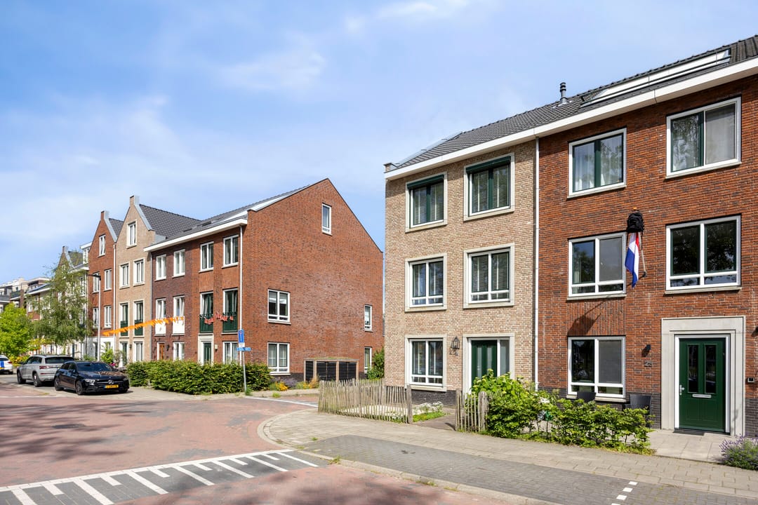 Photo 32 of Spoorbaan 27