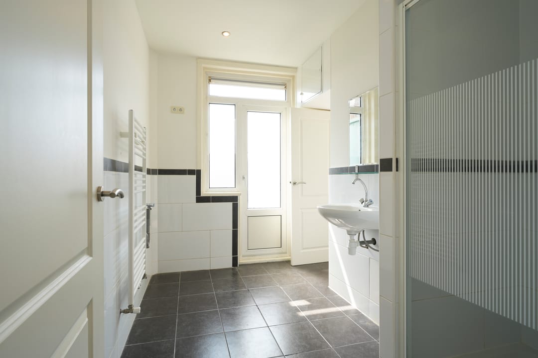 Photo 16 of Drebbelstraat 161