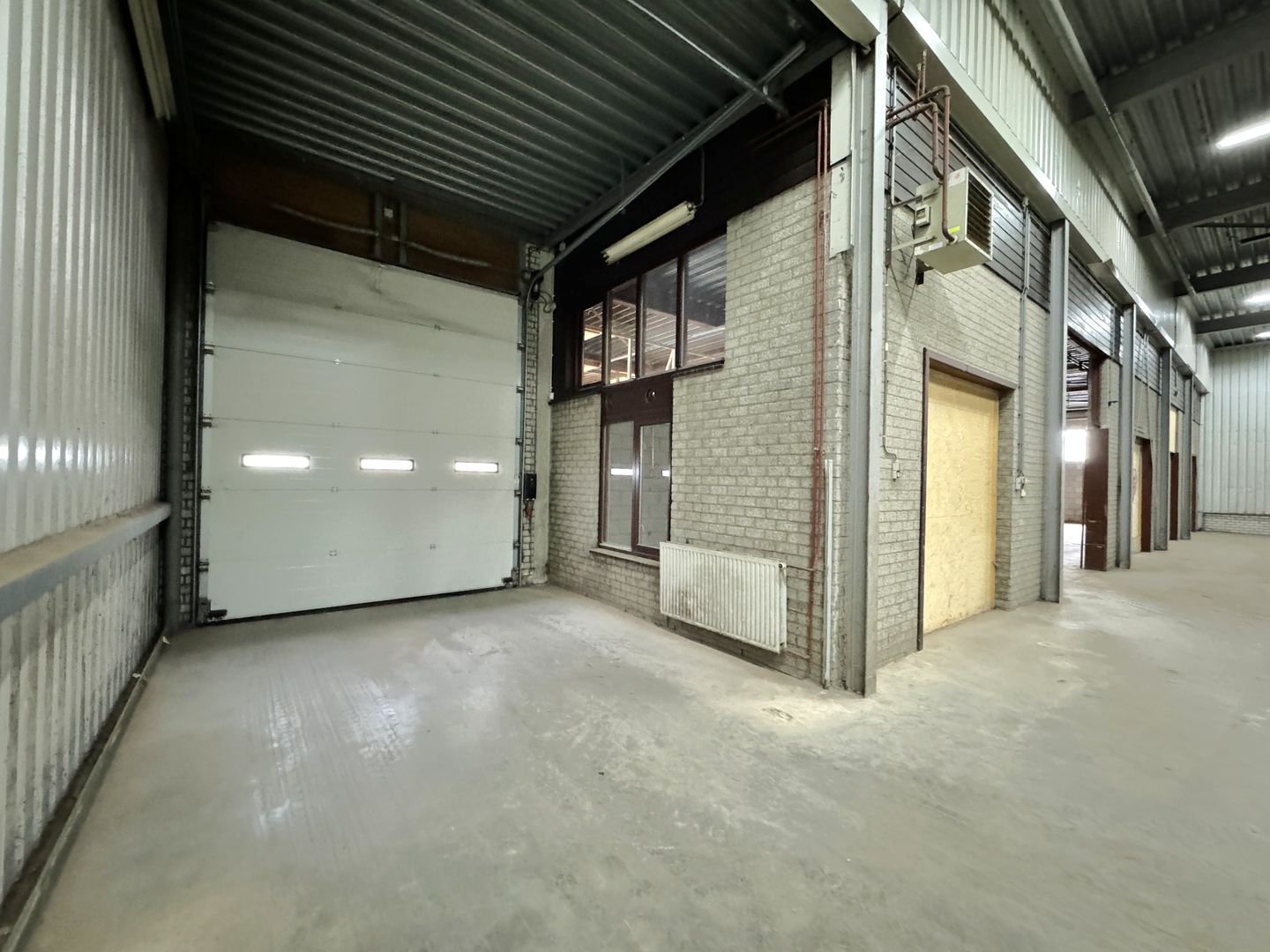 View photo 4 of Vlotbrugweg 17