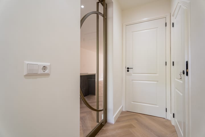 Appartement te koop: Dordtselaan 82A, Rotterdam