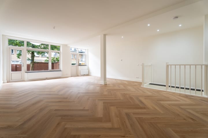 Photo 2 of Dordtselaan 82-A