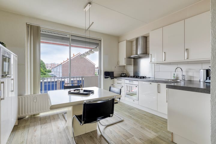 Foto 3 van Amerongenstraat 2-B21