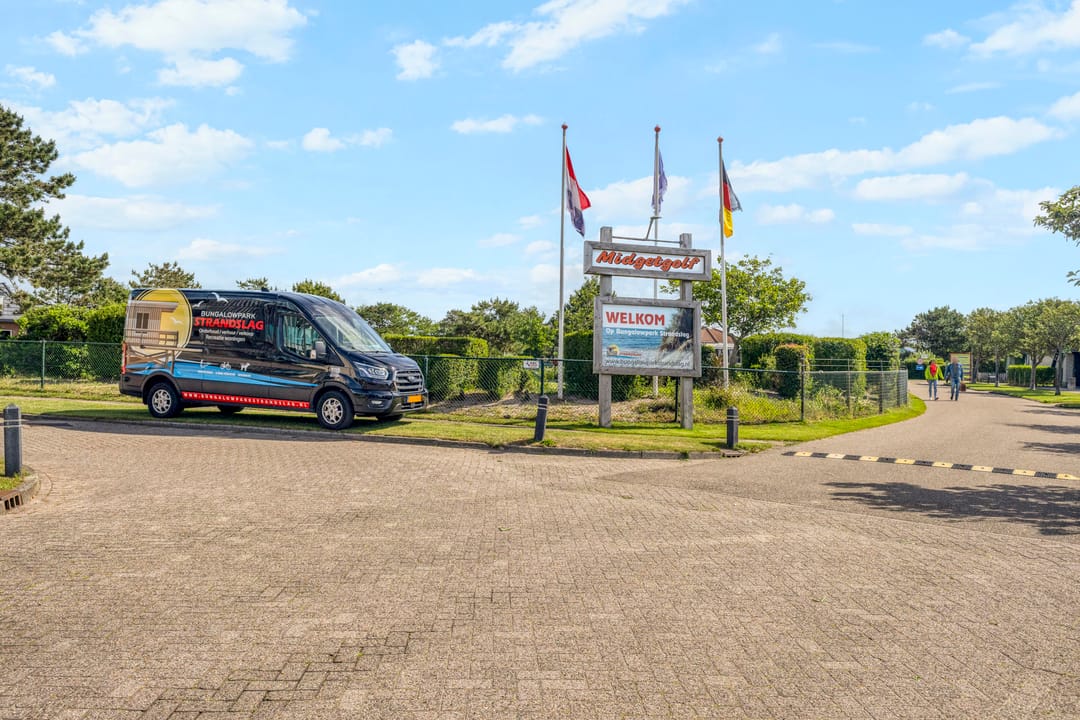 Photo 37 of Strandslag 203