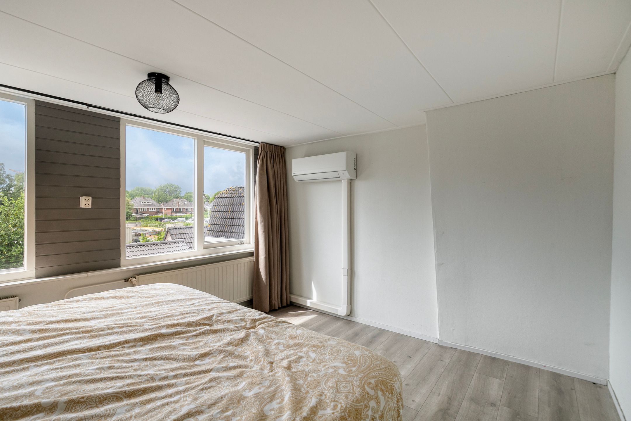 Photo 21 of Weerdstraat 29