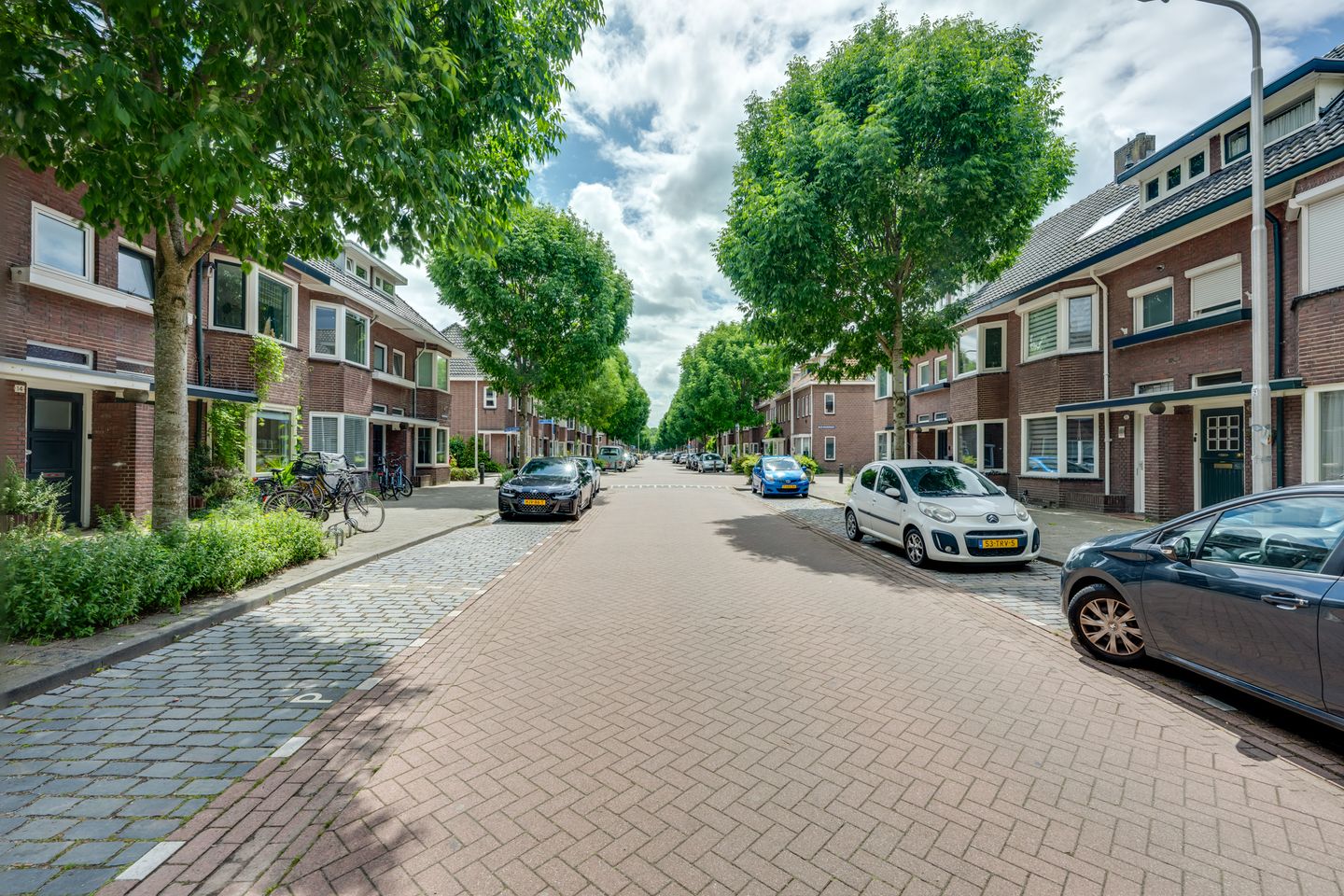 Photo 4 of Leenherenstraat 7