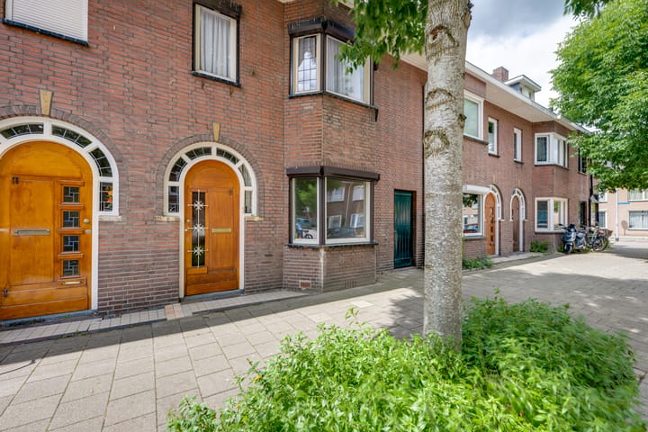 Photo 3 of Leenherenstraat 7