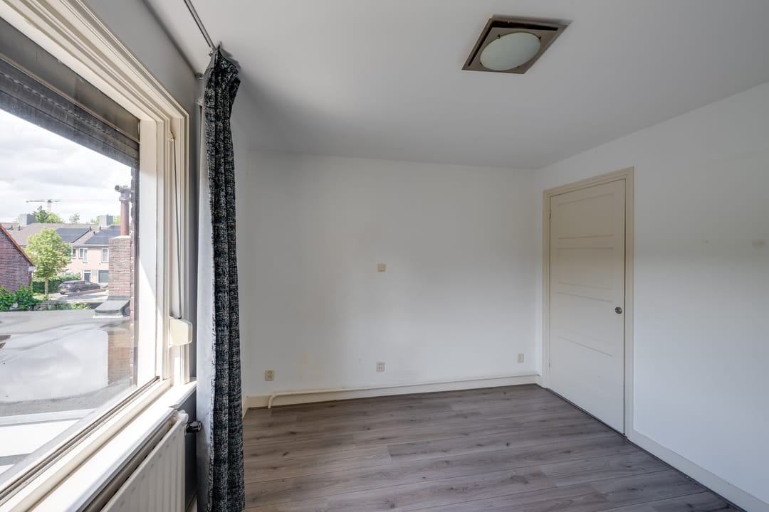 Photo 28 of Leenherenstraat 7