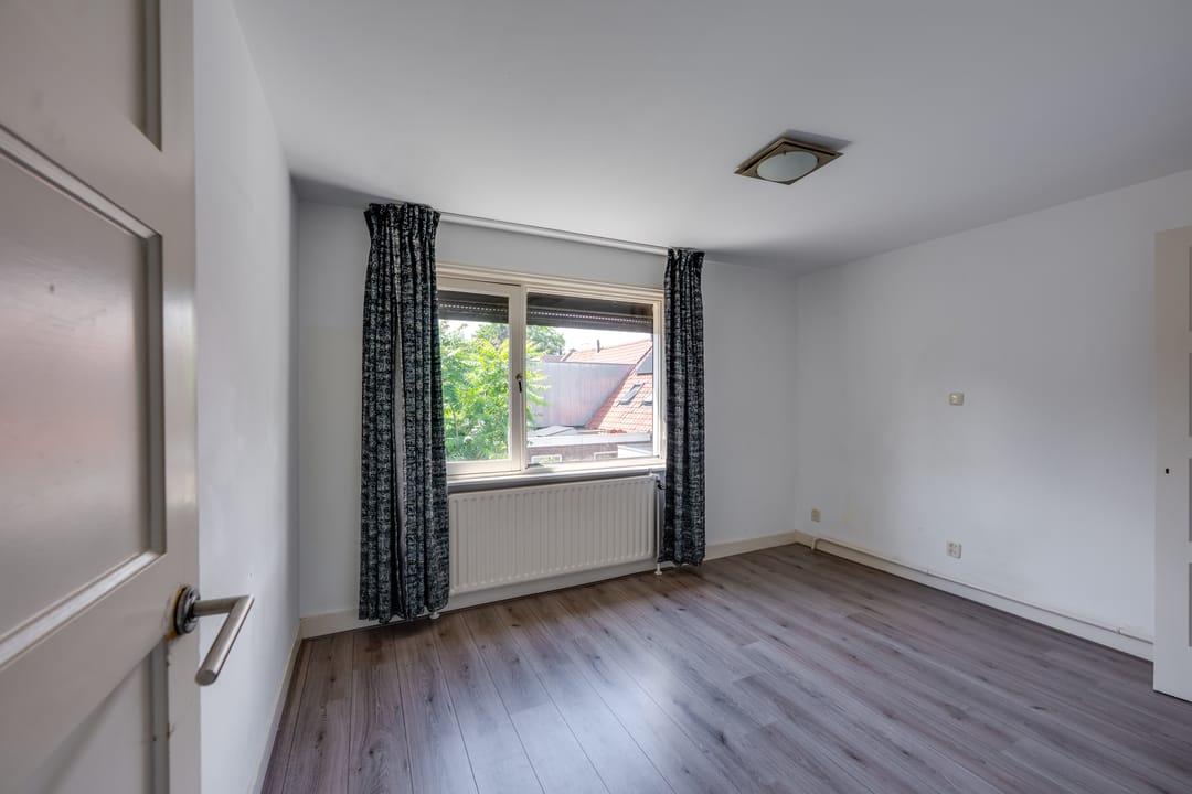 Photo 26 of Leenherenstraat 7