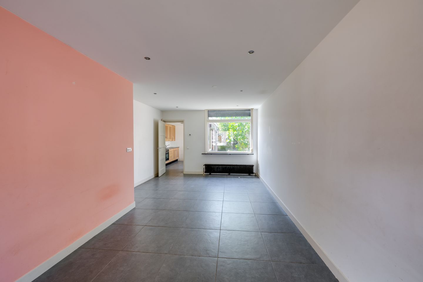 Photo 10 of Leenherenstraat 7