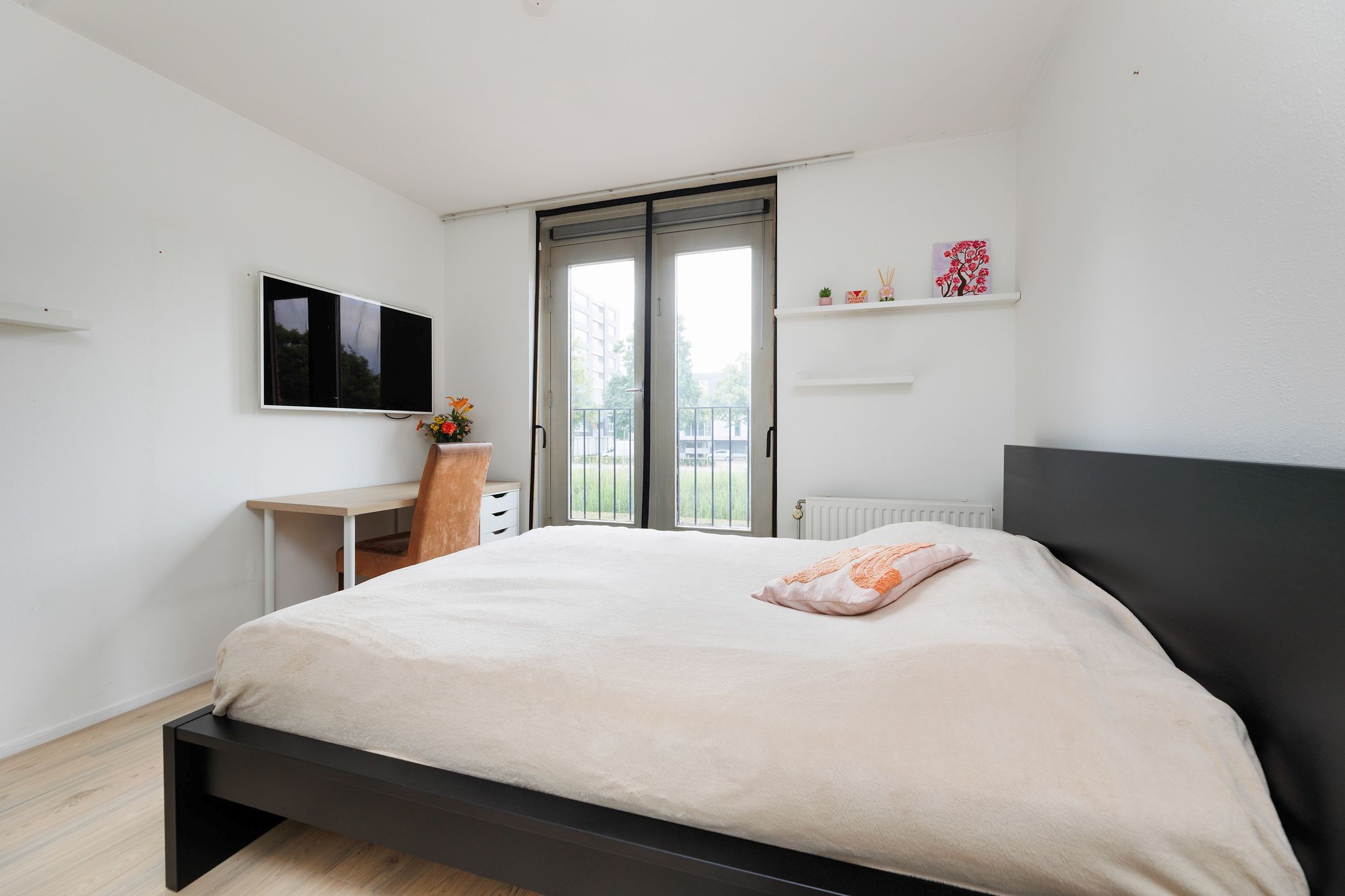 Photo 21 of Verhulststraat 24
