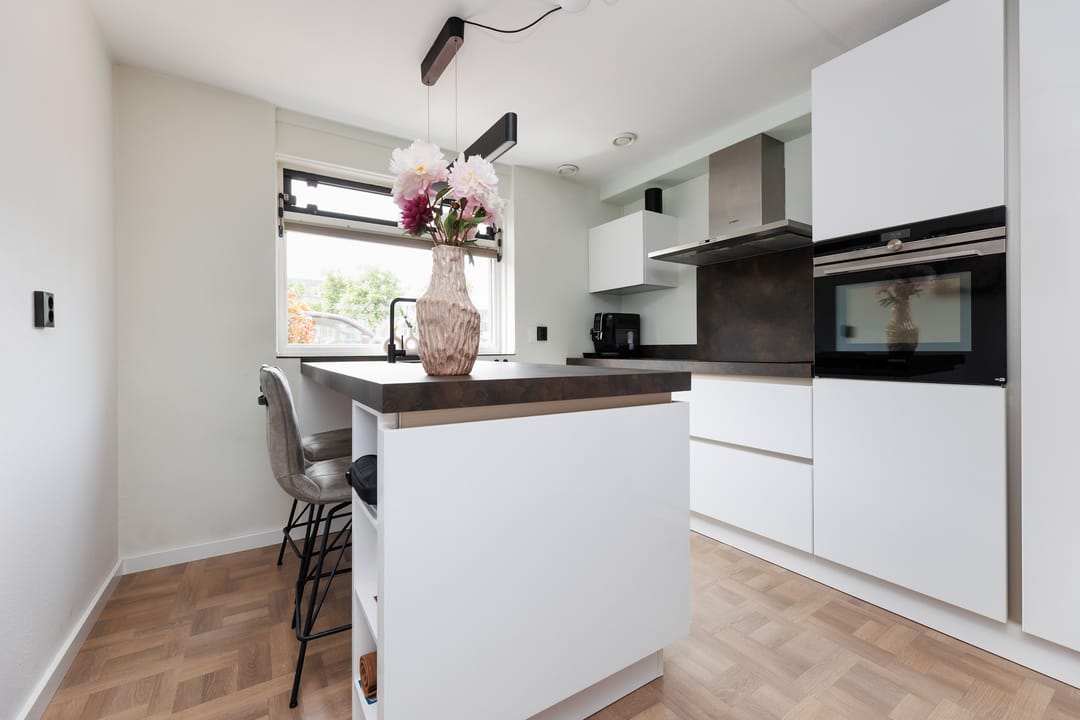 Photo 16 of Verhulststraat 24