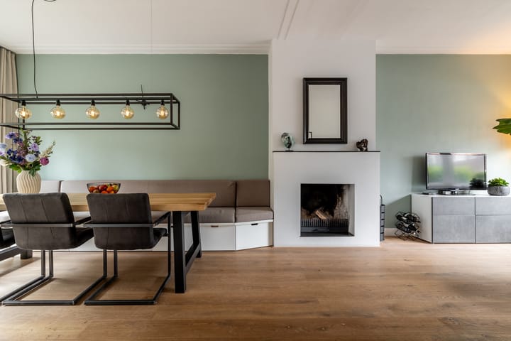 Tussenwoning te koop: Generaal van der Plaatstraat 15, Breda