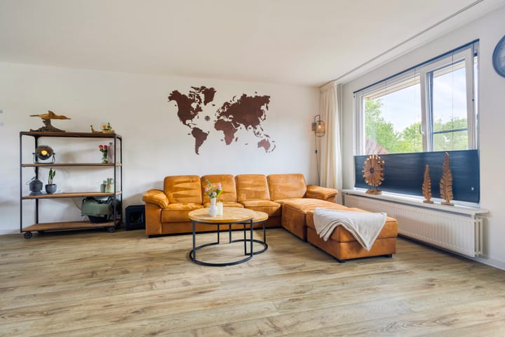 Tussenwoning te koop: Merellaan 9, Anna Paulowna