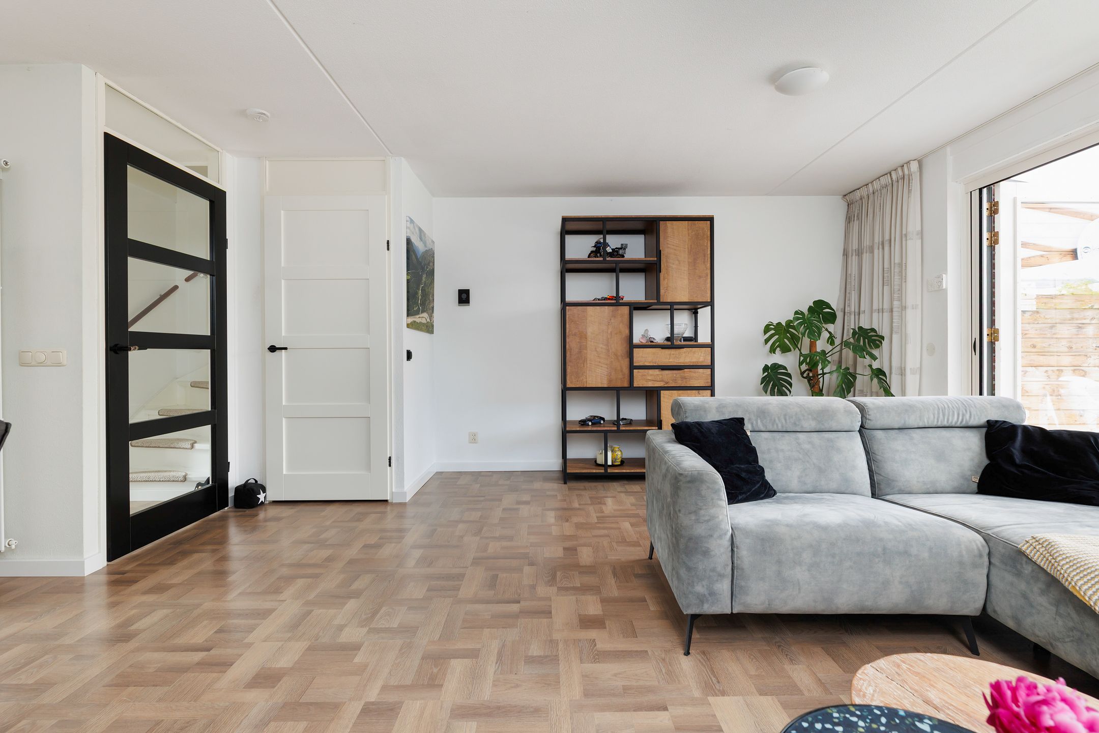 Photo 9 of Verhulststraat 24