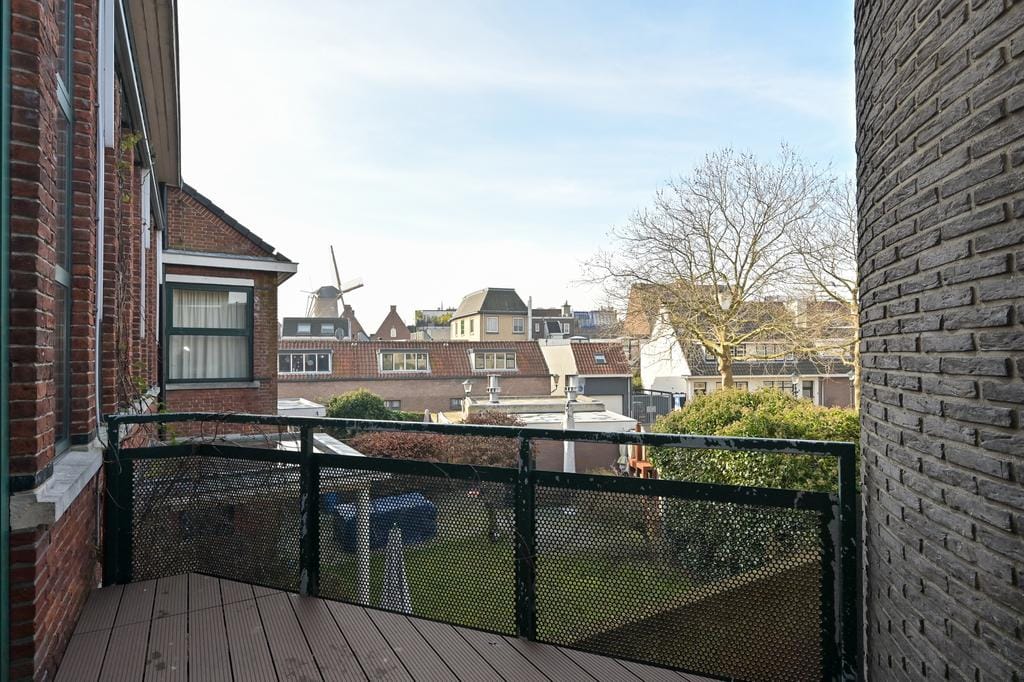 Foto 19 van Johan de Wittstraat 5-B