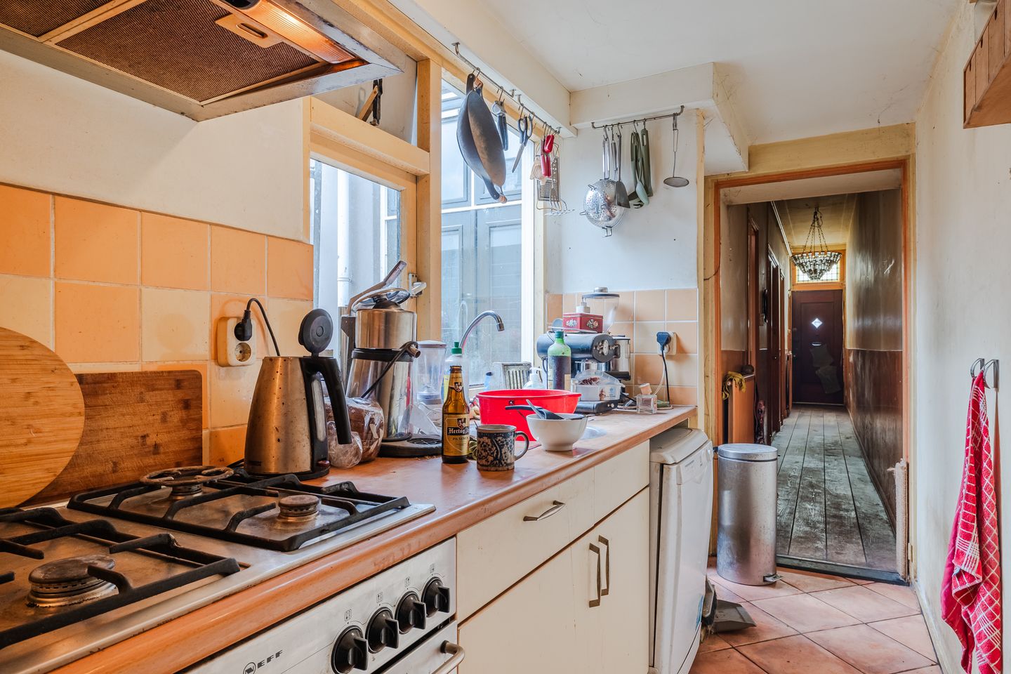 Photo 14 of Selwerderstraat 14