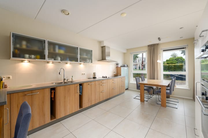 Tussenwoning te koop: Herenwal 107, Heerenveen