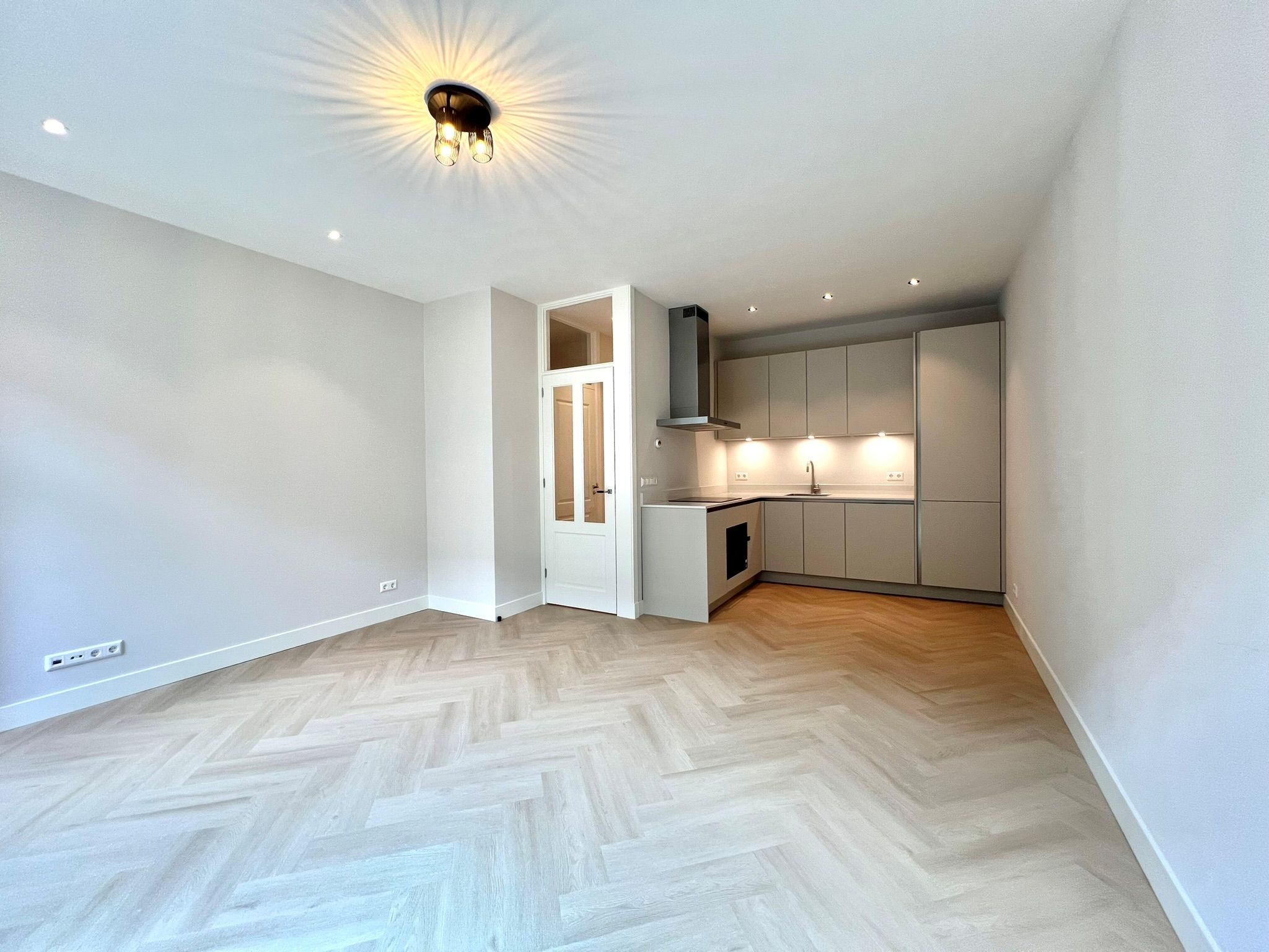 Vlaggemanstraat 28-A Rotterdam - Aanzicht 3