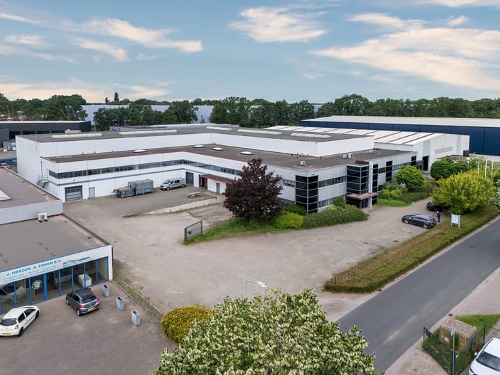 Blauwwater 13, Belfeld