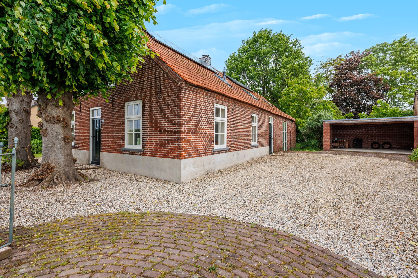 Photo 59 of Bloemenstraat 42
