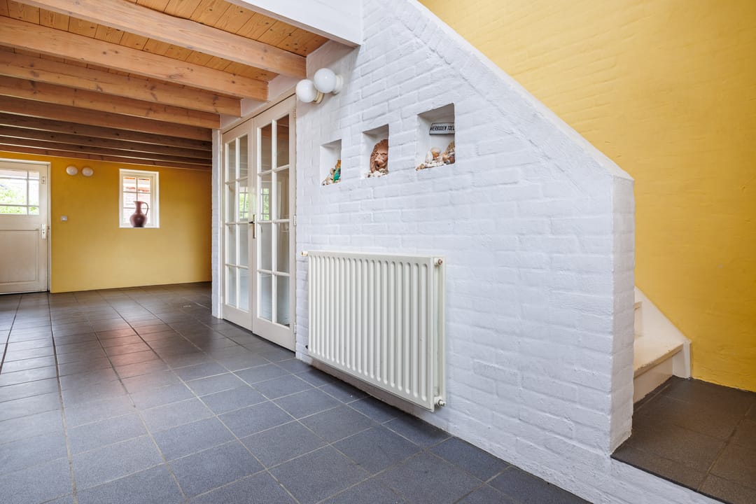 Photo 17 of Bloemenstraat 42