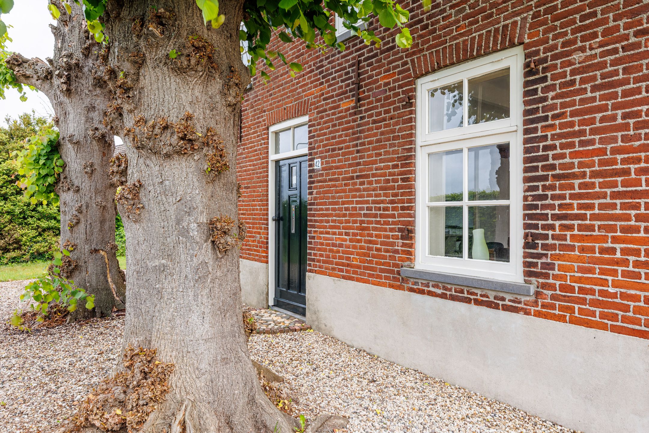 Photo 63 of Bloemenstraat 42