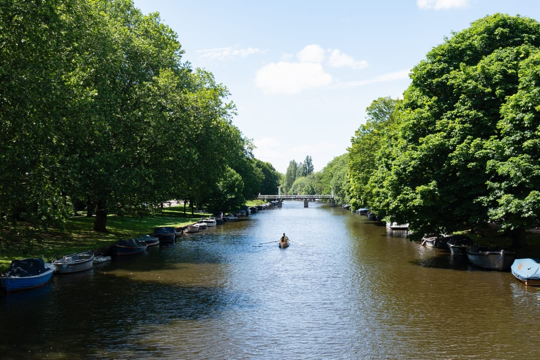 Photo 38 of Catharina van Rennesstraat 1-3
