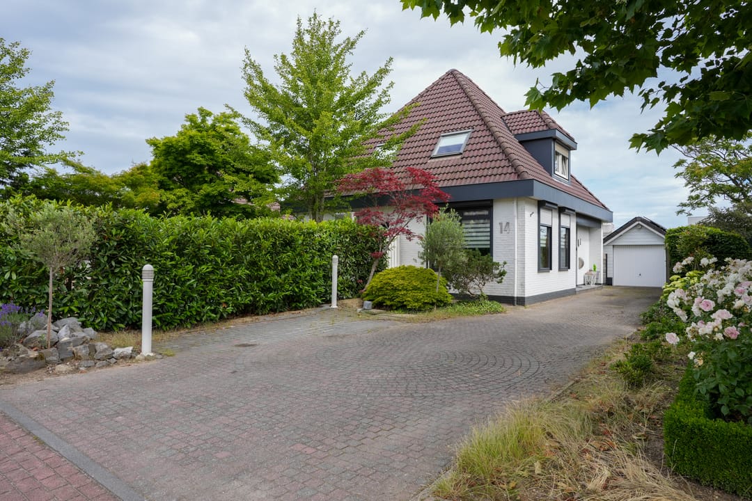 Photo 2 of Sluisweg 14