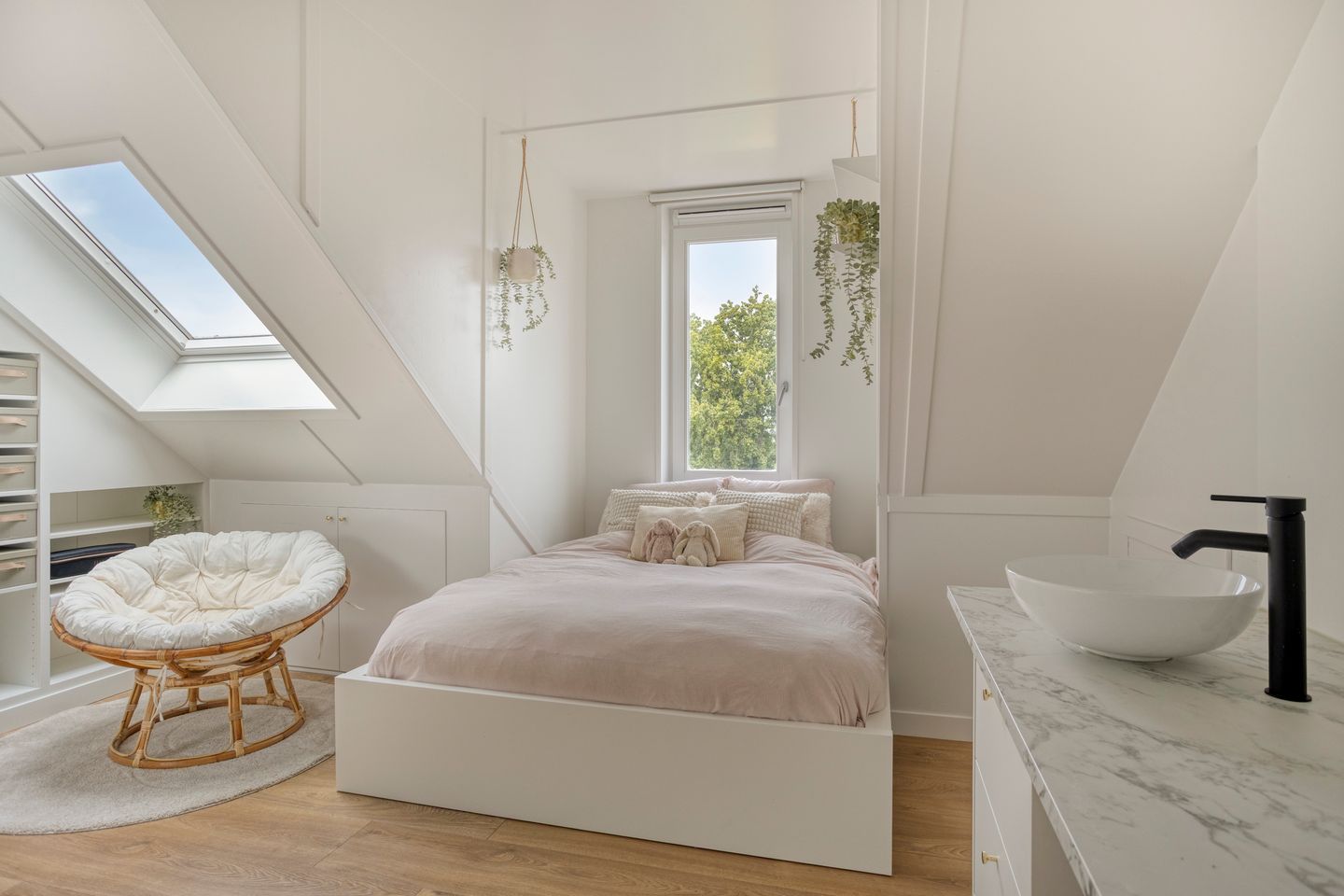 Photo 34 of Delflandstraat 13
