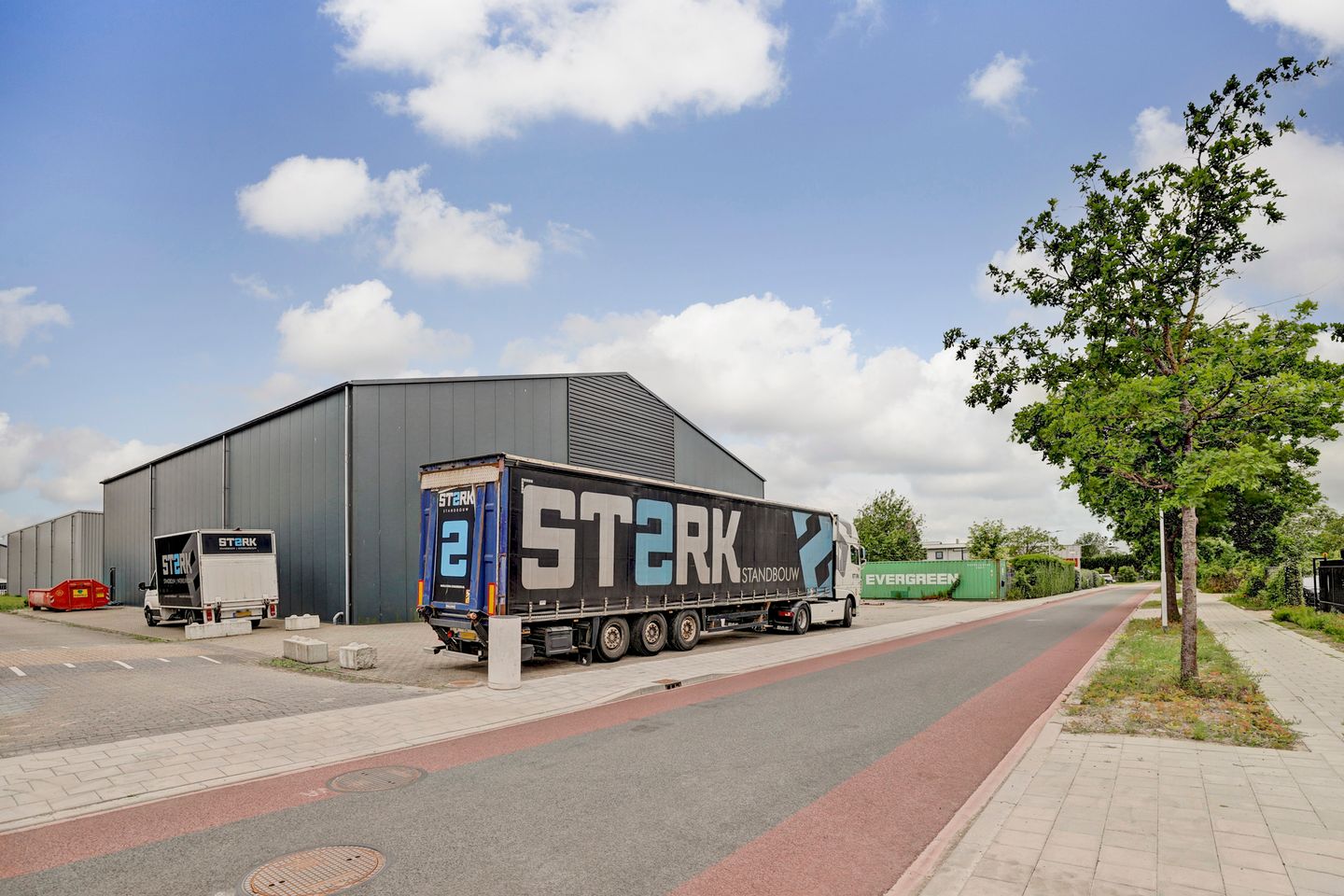 View photo 2 of Oude Trekweg 102-T