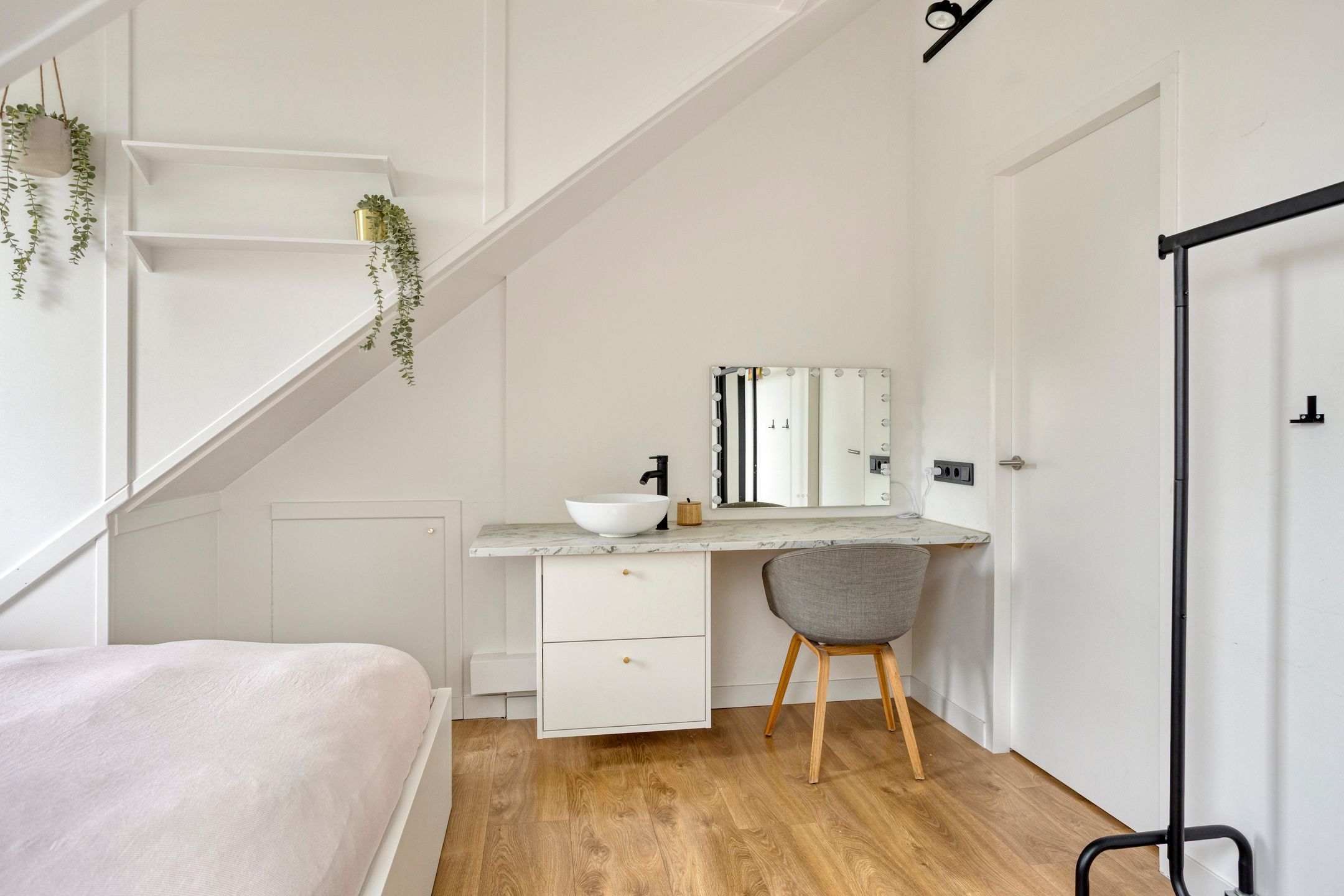 Photo 36 of Delflandstraat 13