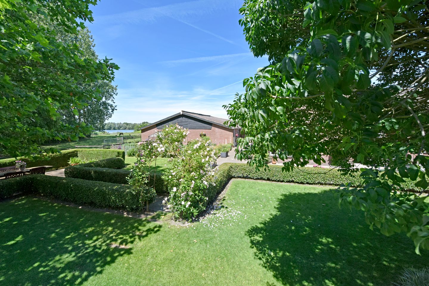 Photo 49 of Hennisdijk 16