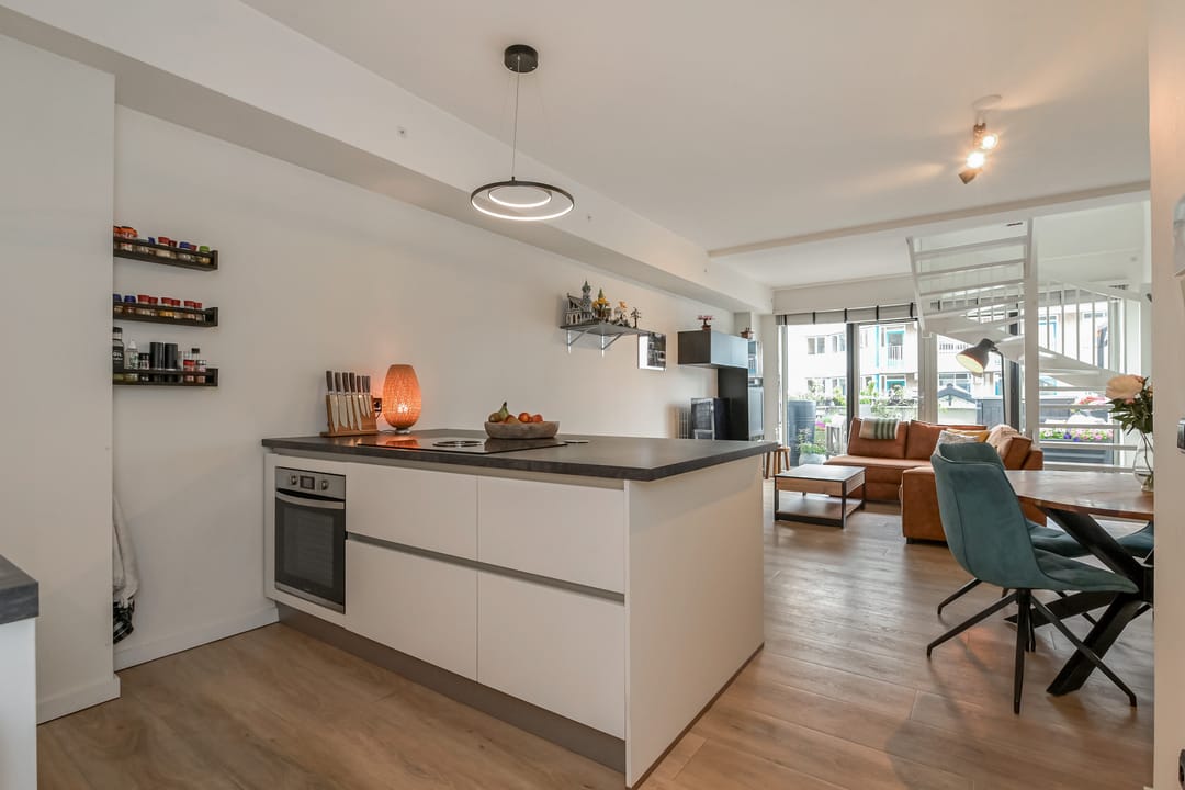 Photo 26 of Promenade 315