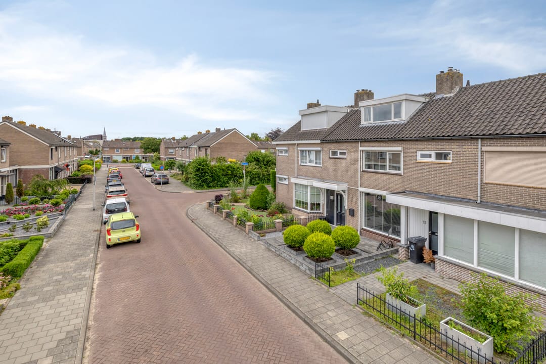 Photo 41 of Van Schendelstraat 11