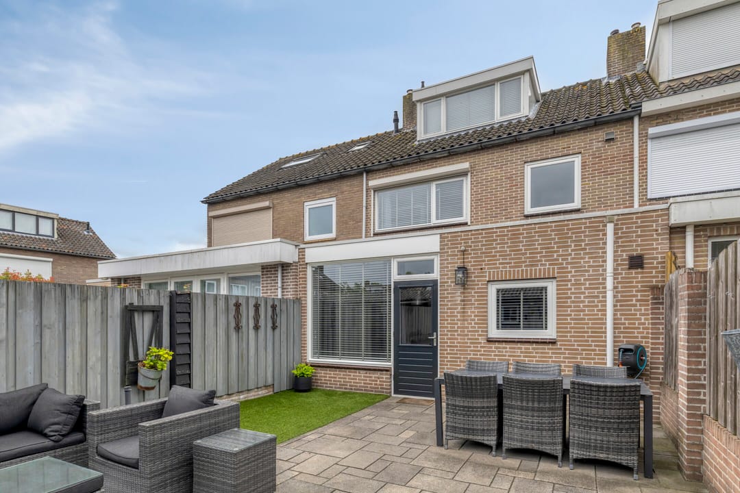 Photo 37 of Van Schendelstraat 11
