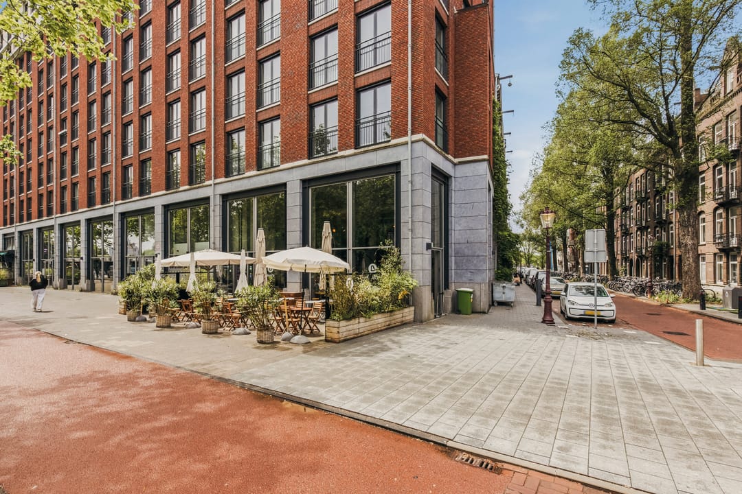 Photo 32 of Overamstelstraat 103