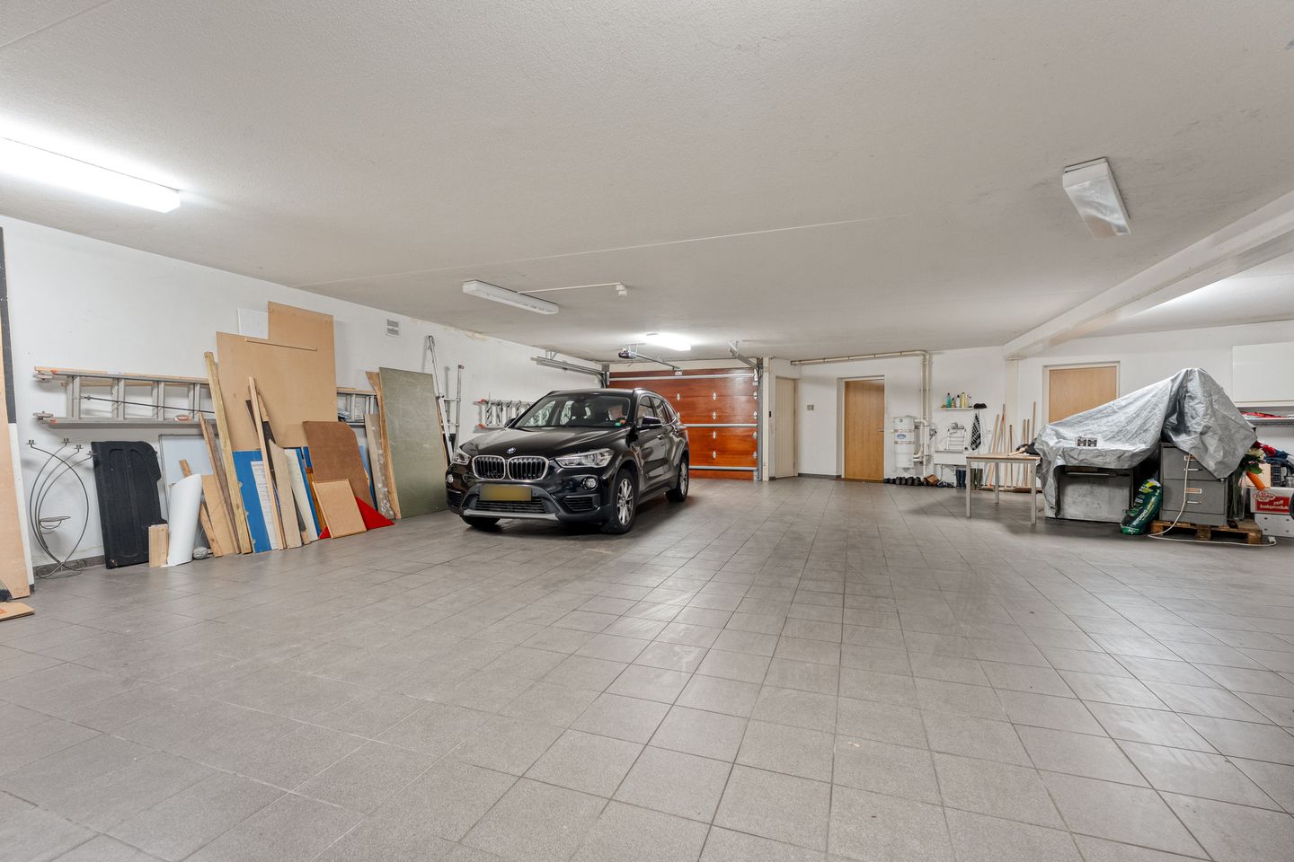 Photo 50 of Witte de Withlaan 9