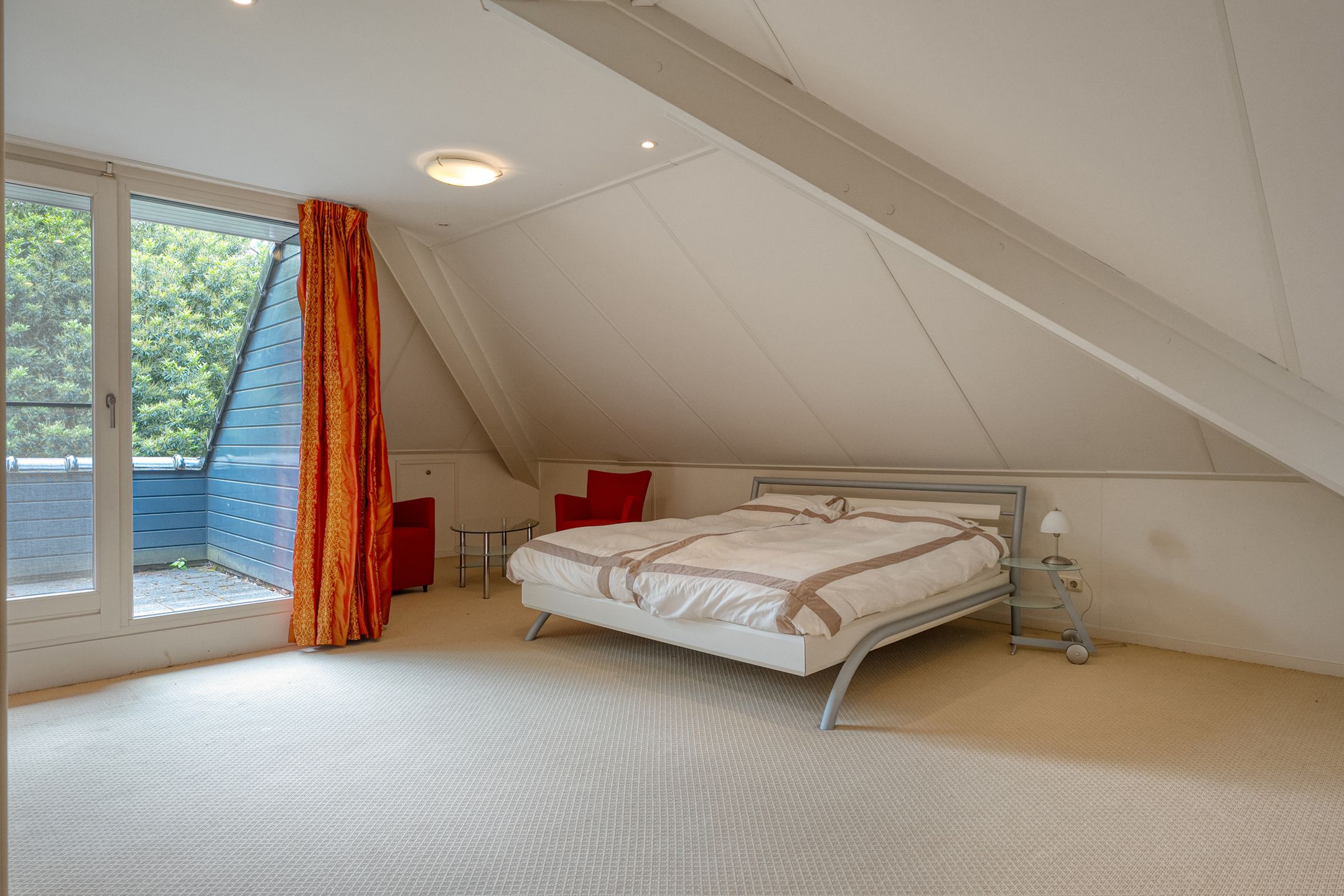 Photo 36 of Witte de Withlaan 9