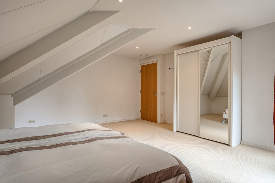 Photo 37 of Witte de Withlaan 9