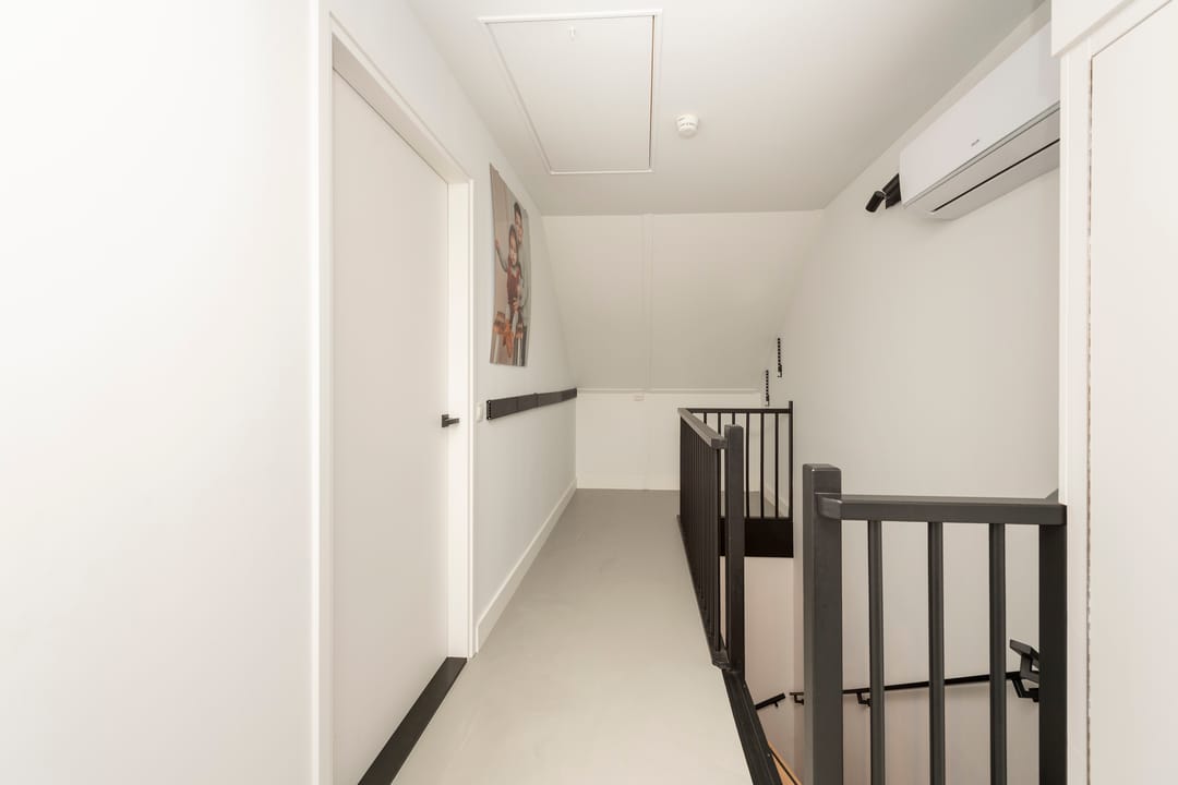 Photo 26 of Zaltbommelstraat 11