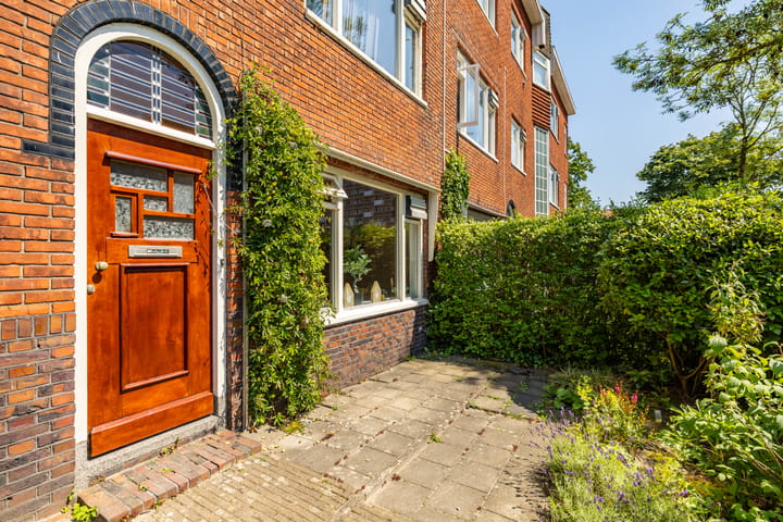Photo 2 of Diephuisstraat 5