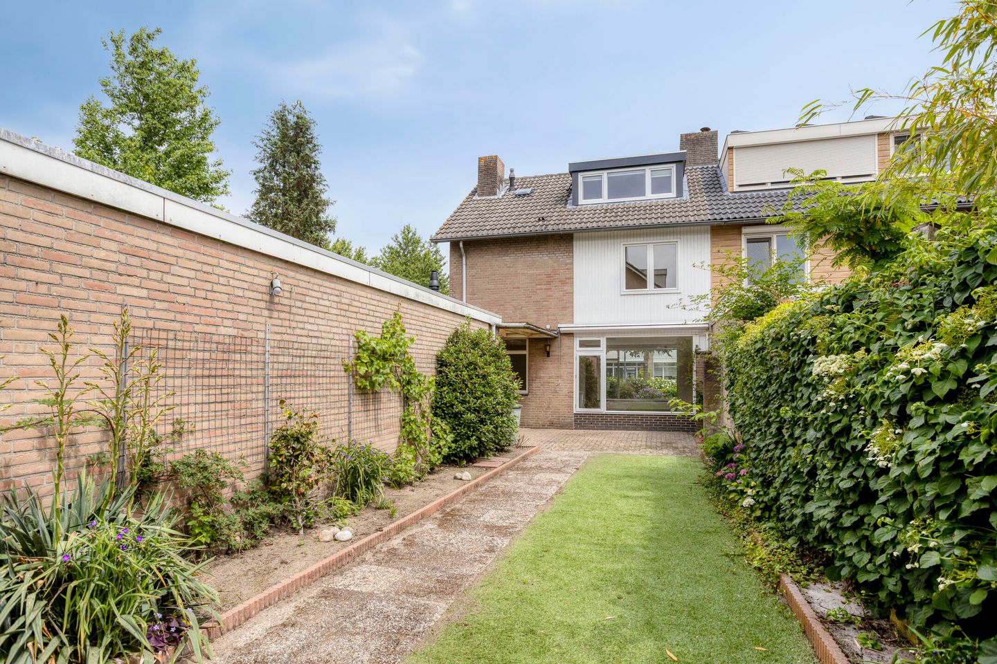 Photo 29 of Goudsbloemstraat 14