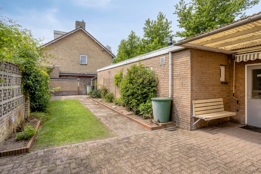Photo 31 of Goudsbloemstraat 14