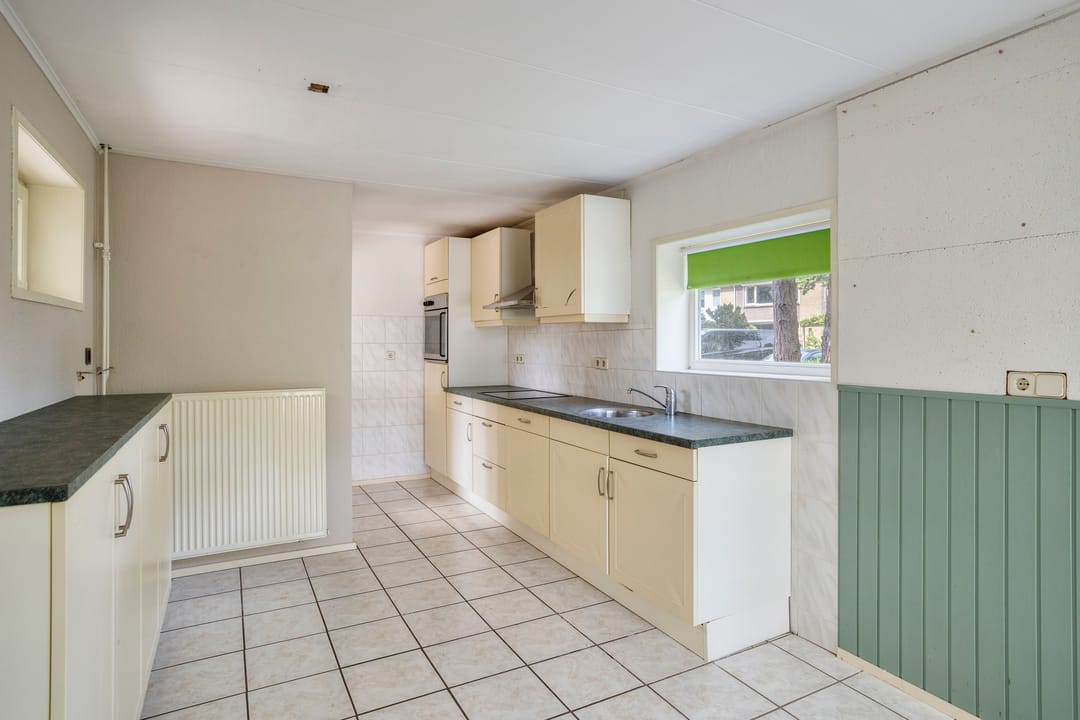 Photo 11 of Goudsbloemstraat 14