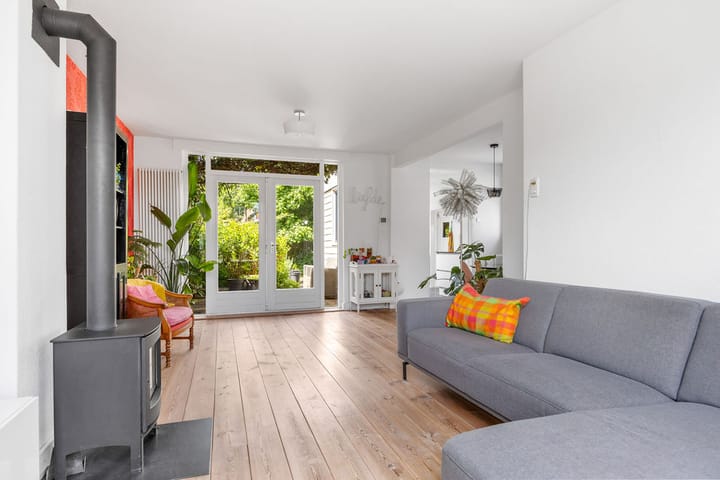 Hoekwoning te koop: Dr. Kuyperlaan 17, Sneek