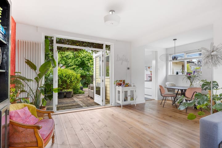Hoekwoning te koop: Dr. Kuyperlaan 17, Sneek