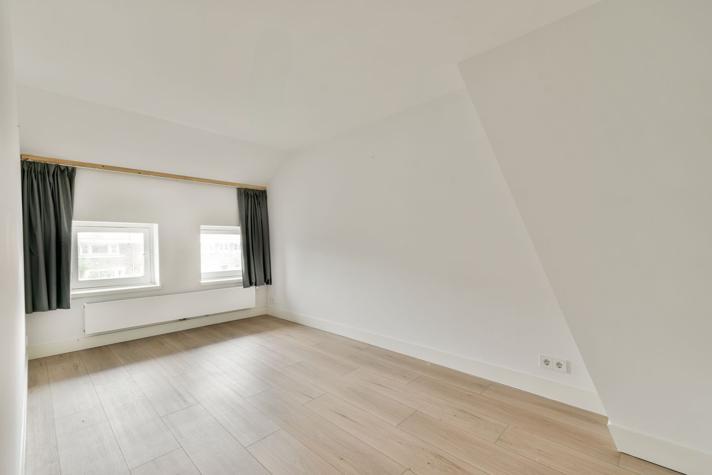 Foto 19 van Aalsmeerweg 127-3