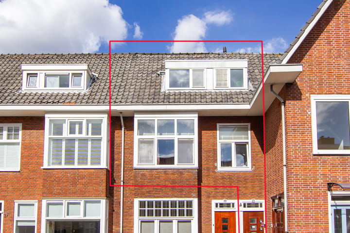 Photo 2 of Jac. van Looystraat 21