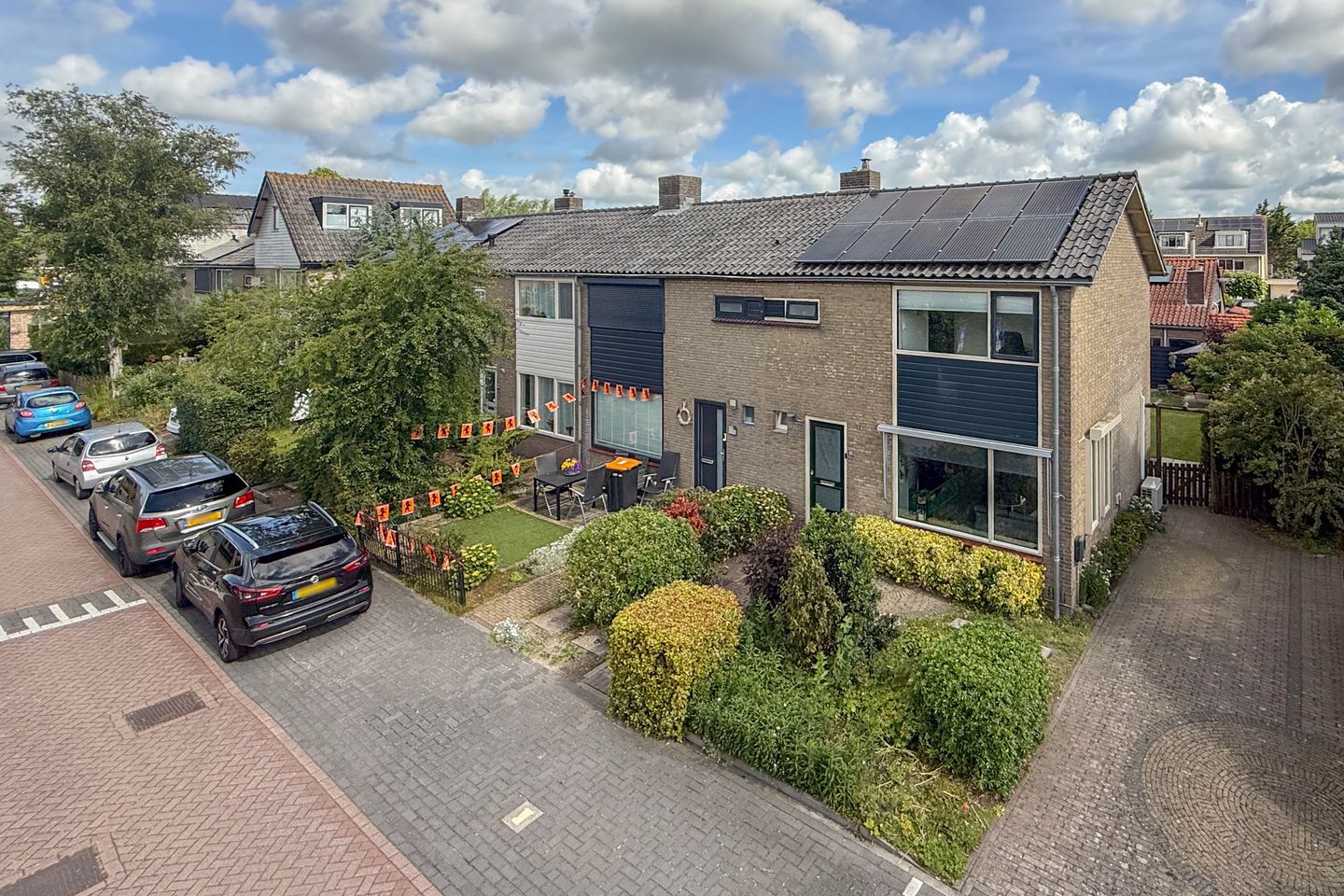Photo 1 of Elzenlaan 10