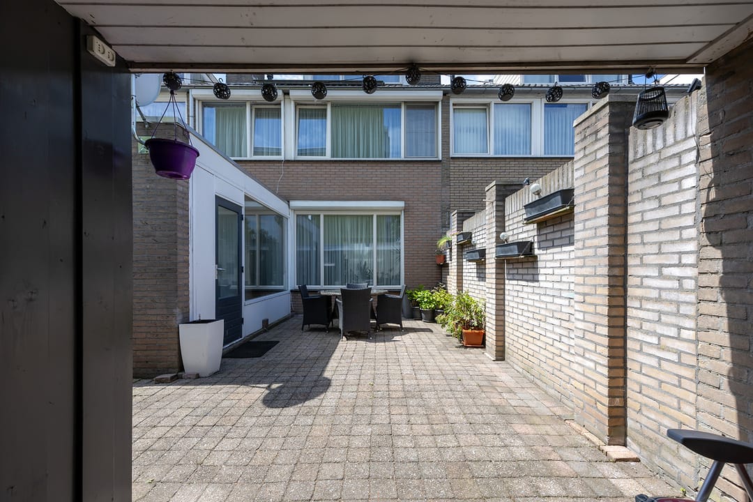 Photo 37 of Michiel de Ruijterstraat 36